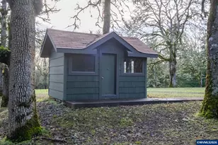 24869 Gap Rd, Brownsville, OR 97327 - Photo 11