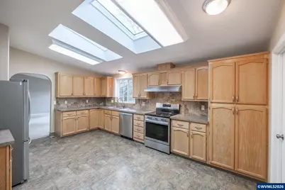 24869 Gap Rd, Brownsville, OR 97327 - Photo 15