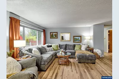 750 NE 5th St, Willamina, OR 97396 - Photo 5