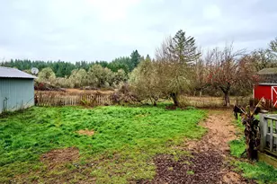 750 NE 5th St, Willamina, OR 97396 - Photo 29