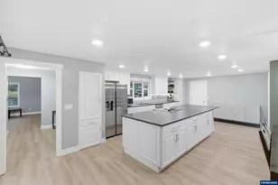 155 Kashmir St SE, Salem, OR 97306 - Photo 11