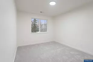 2762 Hoover Ave NW, Salem, OR 97304 - Photo 33