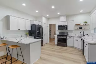 2762 Hoover Ave NW, Salem, OR 97304 - Photo 11