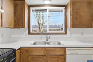 1937 Wimbledon Ct NW, Salem, OR 97304 - Photo 15