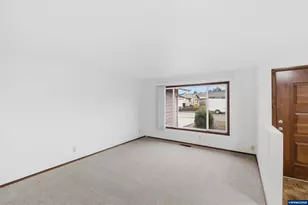 1937 Wimbledon Ct NW, Salem, OR 97304 - Photo 7