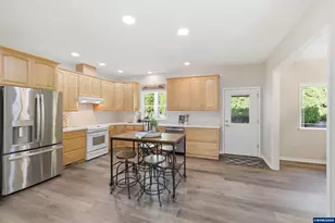 2765 Fort Hill Ave NW, Salem, OR 97304 - Photo 17