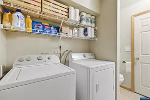 2271 Townsend Way SE, Salem, OR 97301 - Photo 25