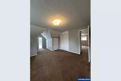 3027 NE D St, Salem, OR 97301 - Photo 9
