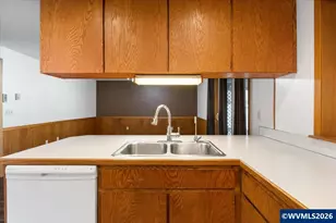 424 SW Augustus Dr, Dallas, OR 97338 - Photo 9