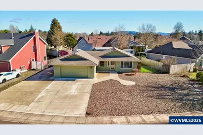 424 SW Augustus Dr, Dallas, OR 97338 - Photo 1