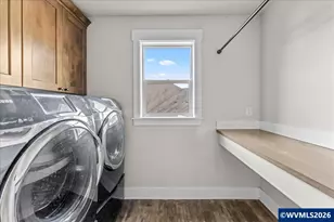 3858 Rogue Ave S, Salem, OR 97302 - Photo 23