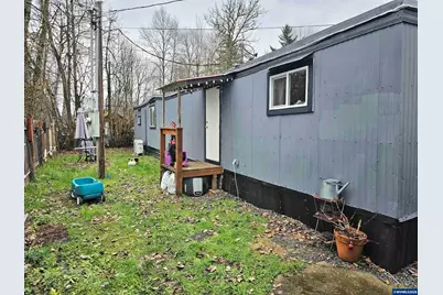 1817 Vine St, Sweet Home, OR 97386 - Photo 19