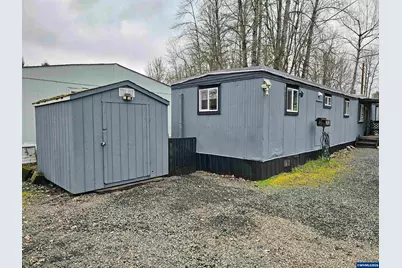 1817 Vine St, Sweet Home, OR 97386 - Photo 3