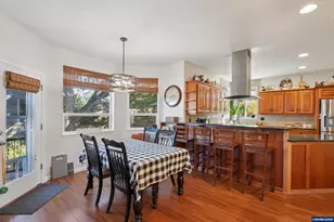 968 Eisenhower Dr NW, Salem, OR 97304 - Photo 13