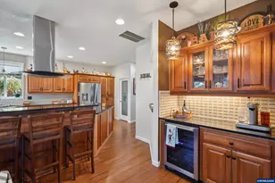 968 Eisenhower Dr NW, Salem, OR 97304 - Photo 15