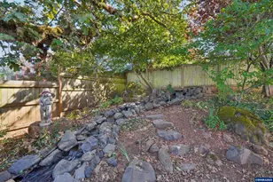 968 Eisenhower Dr NW, Salem, OR 97304 - Photo 41