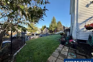 915 SW Conastoga St St, Willamina, OR 97396 - Photo 23