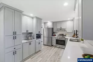 896 Moneda Ave N, Keizer, OR 97303 - Photo 11