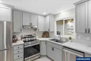 896 Moneda Ave N, Keizer, OR 97303 - Photo 15