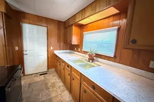 5545 43rd Way NE, Salem, OR 97305 - Photo 9