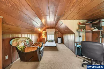 92950 Pitney Ln, Junction City, OR 97448 - Photo 17