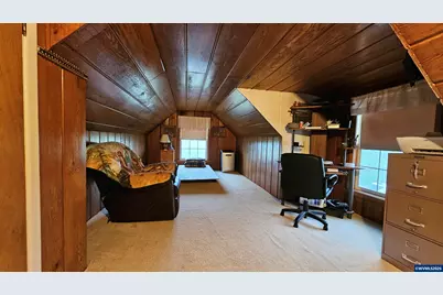 92950 Pitney Ln, Junction City, OR 97448 - Photo 7