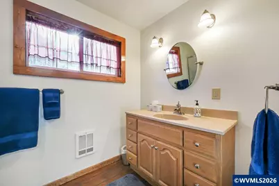 92950 Pitney Ln, Junction City, OR 97448 - Photo 15