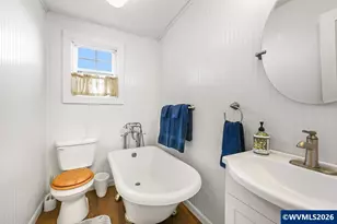 92950 Pitney Ln, Junction City, OR 97448 - Photo 19