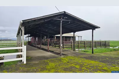 92950 Pitney Ln, Junction City, OR 97448 - Photo 13