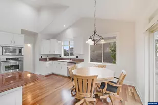 2697 Islander Ave NW, Salem, OR 97304 - Photo 9