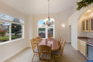 2697 Islander Ave NW, Salem, OR 97304 - Photo 19