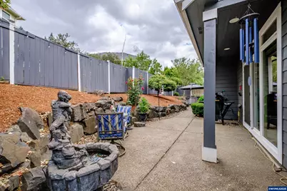 2697 Islander Av NW, Salem, OR 97304 - Photo 45