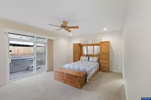 2697 Islander Ave NW, Salem, OR 97304 - Photo 21