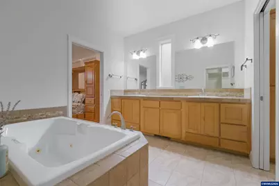 2697 Islander Av NW, Salem, OR 97304 - Photo 23