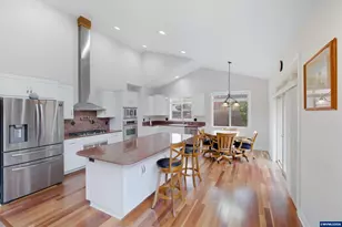 2697 Islander Ave NW, Salem, OR 97304 - Photo 7