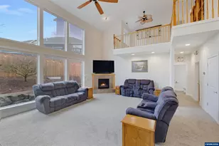 2697 Islander Ave NW, Salem, OR 97304 - Photo 15