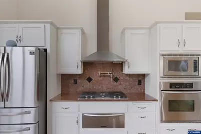 2697 Islander Av NW, Salem, OR 97304 - Photo 11