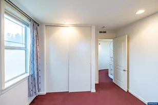 215 S Spruce St, Sisters, OR 97759 - Photo 29