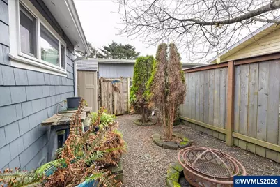 326 Highway 101, Rockaway Beach, OR 97136 - Photo 25