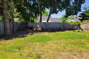 1425 Elm St NW, Salem, OR 97304 - Photo 9