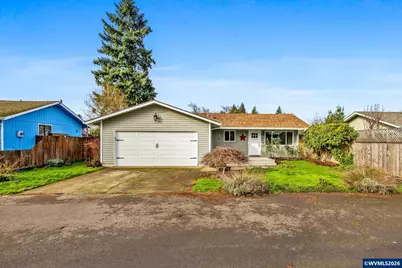 662 Wilson St, Woodburn, OR 97071 - Photo 1