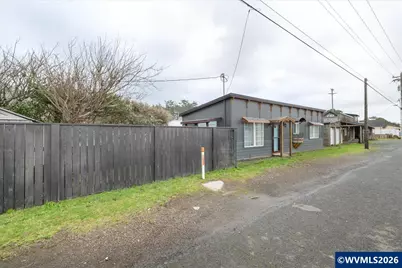 1940 Highway 101, Rockaway Beach, OR 97136 - Photo 3