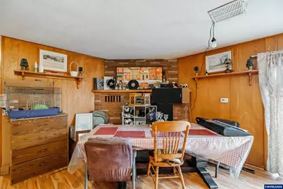 4752 Swegle Rd NE, Salem, OR 97301 - Photo 9