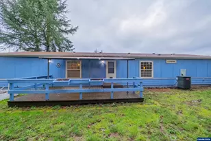 3326 Senecal Creek Dr, Woodburn, OR 97071 - Photo 45