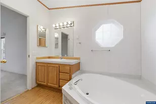 3326 Senecal Creek Dr, Woodburn, OR 97071 - Photo 33