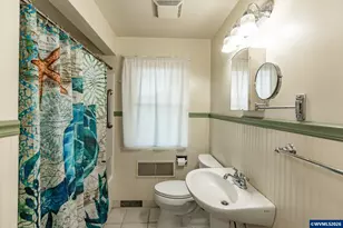 995 River St, Lebanon, OR 97355 - Photo 7