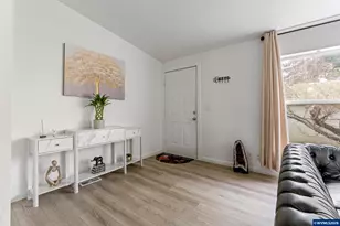 12323 SE Holgate Bl, Portland, OR 97236 - Photo 3