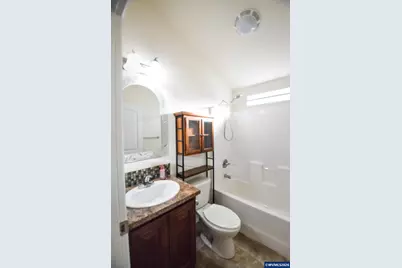 1999 Jansen Wy #57, Woodburn, OR 97071 - Photo 9