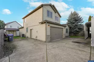 4334 Log Dr NE, Salem, OR 97305 - Photo 5