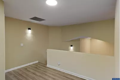 4334 Log Dr NE, Salem, OR 97305 - Photo 29